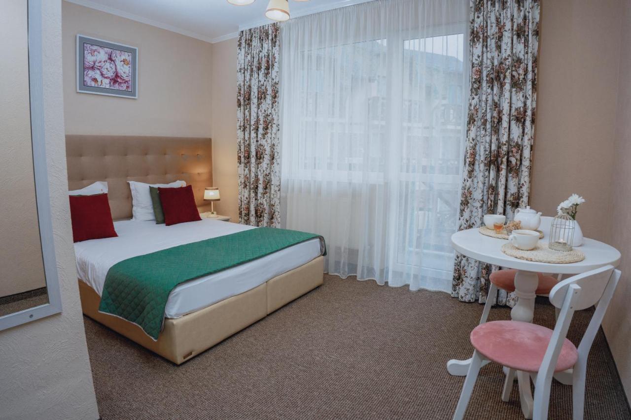 Hotel&Restaurant Premium Club ヤレムチャ エクステリア 写真