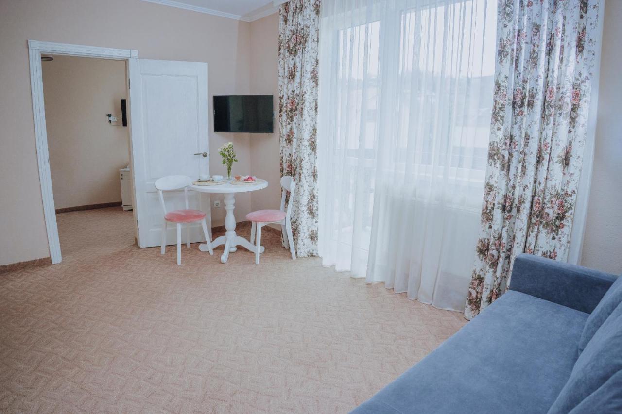 Hotel&Restaurant Premium Club ヤレムチャ エクステリア 写真
